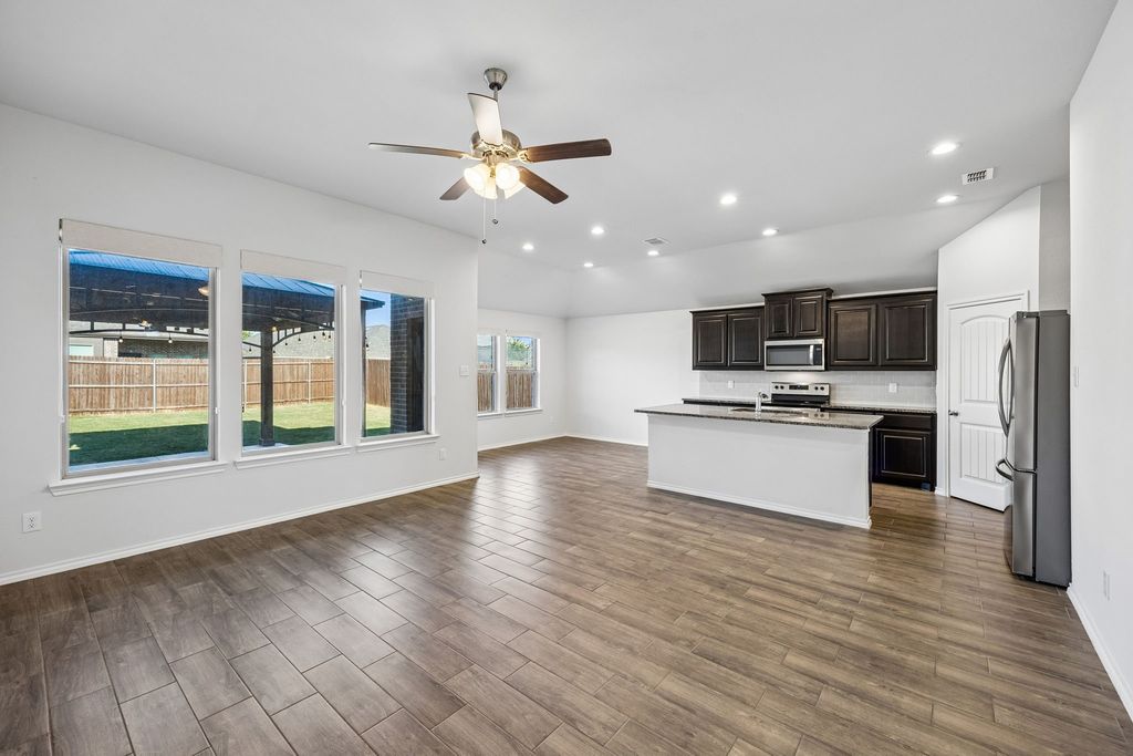 9916 Ginkgo Lane, Fort Worth, TX 76036 — photo 4