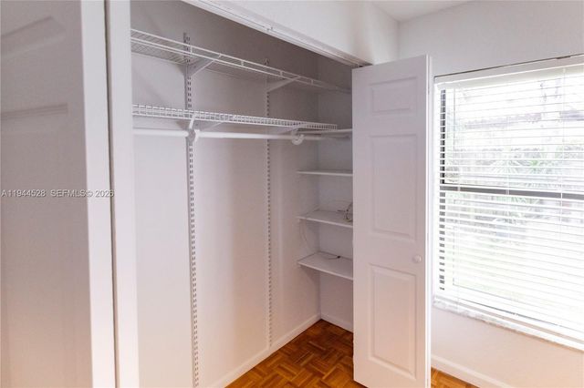 8775 SW 57th St, Cooper City, FL 33328