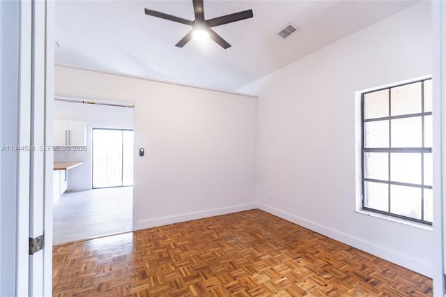 8775 SW 57th St, Cooper City, FL 33328