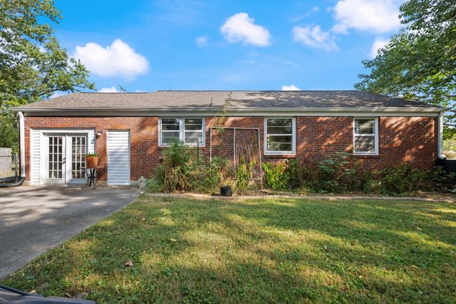 2821 Emery Dr, Nashville, TN 37214