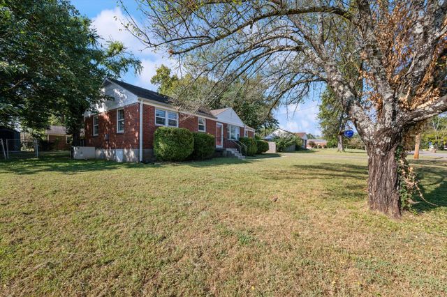 2821 Emery Dr, Nashville, TN 37214