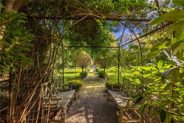 1397 East Avenue 3, Rochester, NY 14610