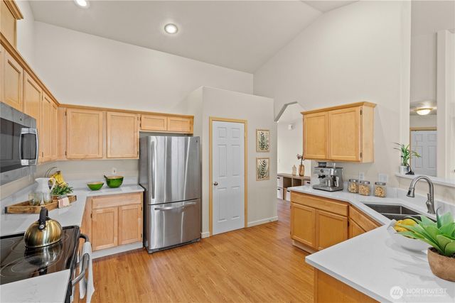 9014 190th Street E, Puyallup, WA 98375