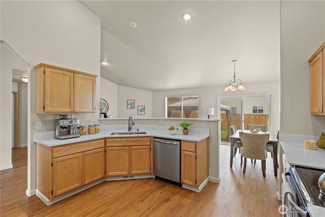 9014 190th Street E, Puyallup, WA 98375