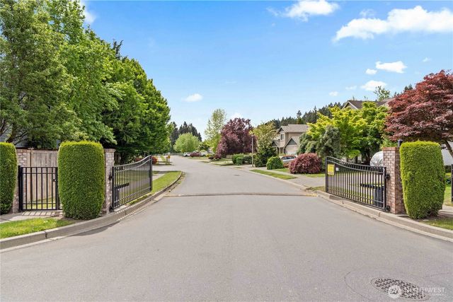 9014 190th Street E, Puyallup, WA 98375