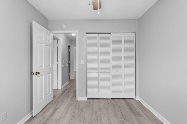 9512 One Notch Road, Ladson, SC 29456
