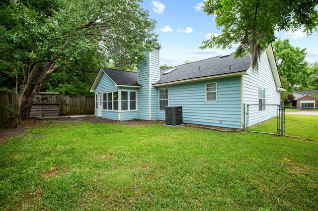 9512 One Notch Road, Ladson, SC 29456