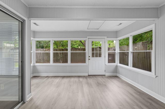 9512 One Notch Road, Ladson, SC 29456