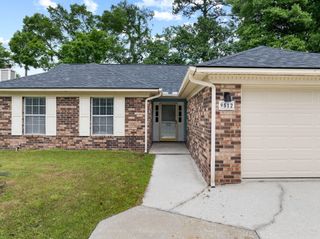 9512 One Notch Road, Ladson, SC 29456