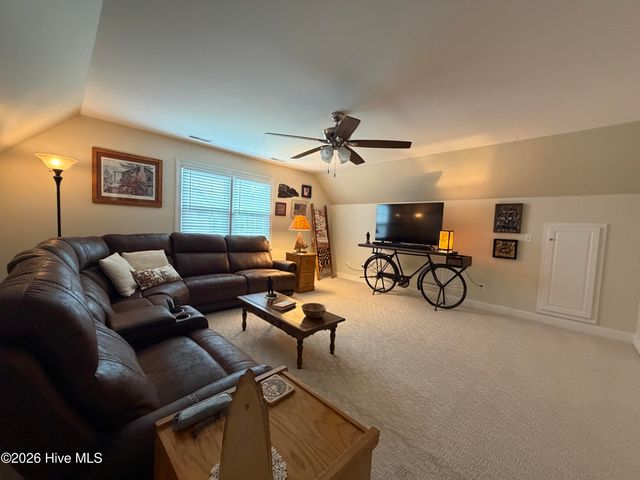 617 Chimney Hill Way, Rocky Mount, NC 27804