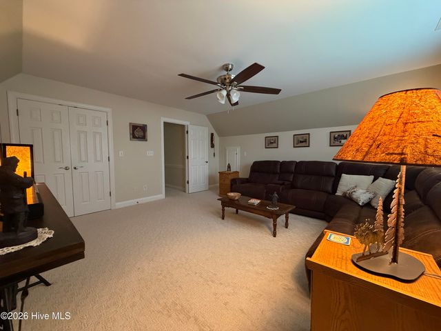 617 Chimney Hill Way, Rocky Mount, NC 27804