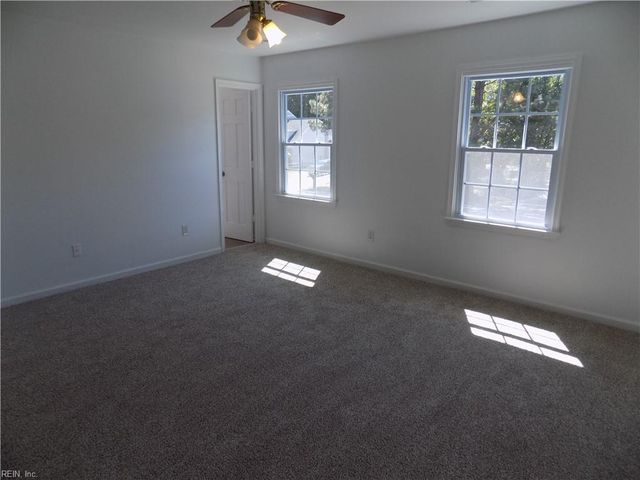 317 Bridge Wood DR, Yorktown, VA 23693