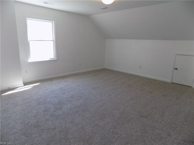 317 Bridge Wood DR, Yorktown, VA 23693