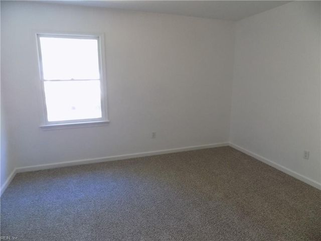 317 Bridge Wood DR, Yorktown, VA 23693