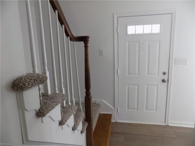 317 Bridge Wood DR, Yorktown, VA 23693