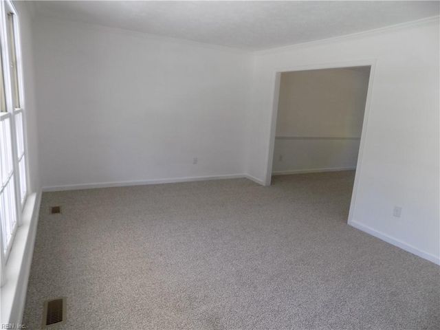 317 Bridge Wood DR, Yorktown, VA 23693
