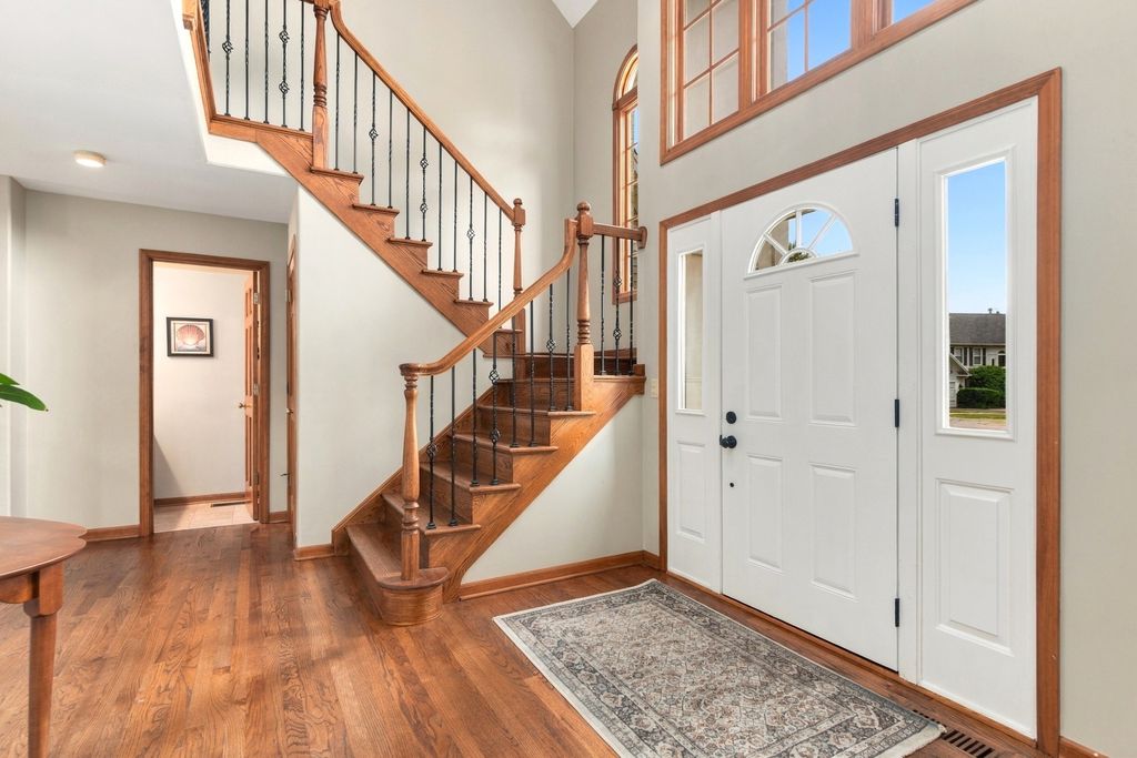 1225 Willowcrest Court, Aurora, IL 60504 — photo 2