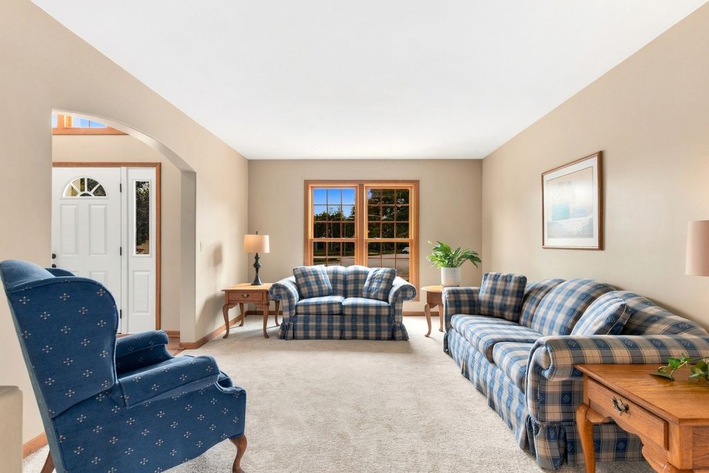 1225 Willowcrest Court, Aurora, IL 60504 — photo 5