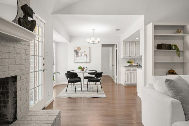 2116 Wychwood DR, Austin, TX 78746