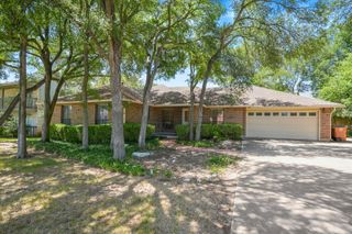 2116 Wychwood DR, Austin, TX 78746