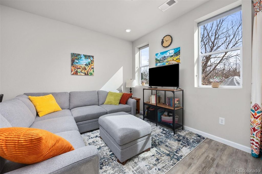 1116 Oak Circle, Lakewood, CO 80215