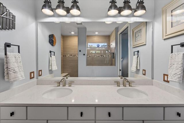 7683 SUMMERLAND COVE, Lakewood Ranch, FL 34202