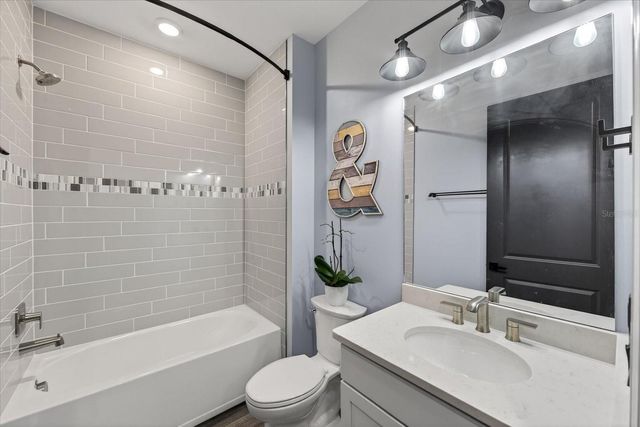 7683 SUMMERLAND COVE, Lakewood Ranch, FL 34202