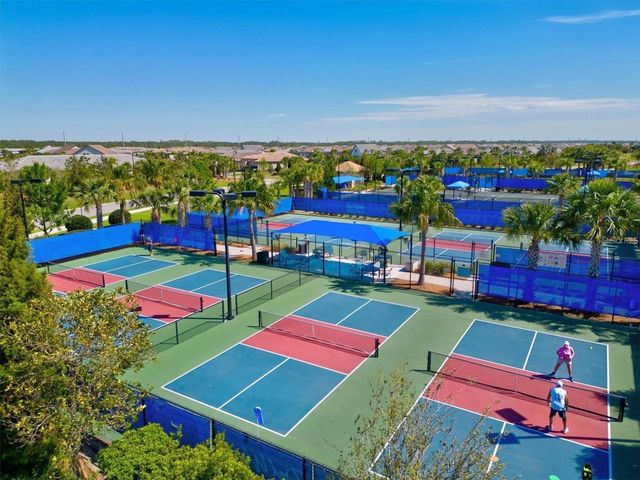 7683 SUMMERLAND COVE, Lakewood Ranch, FL 34202