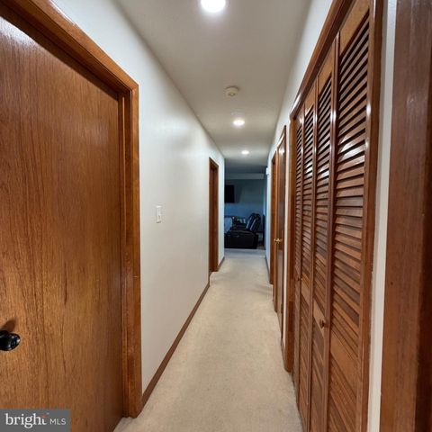 209 SOMERSET DR, Stephens City, VA 22655