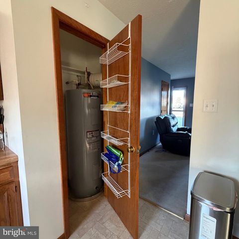 209 SOMERSET DR, Stephens City, VA 22655