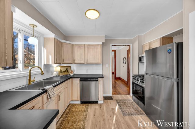 1200 Fisk Street SE, Grand Rapids, MI 49506