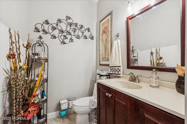 16 Longbrooke Lane 16, Freehold, NJ 07728