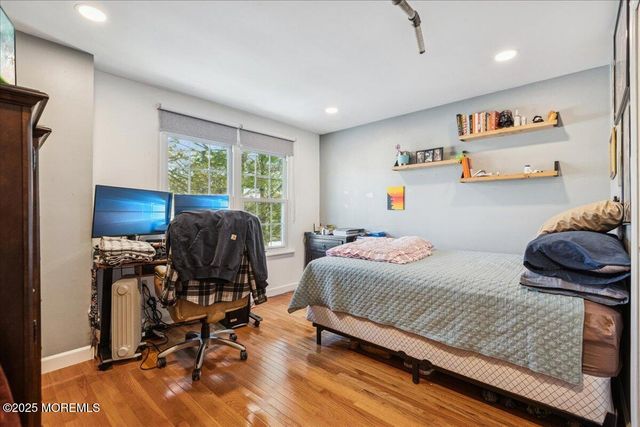 16 Longbrooke Lane 16, Freehold, NJ 07728