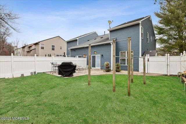 16 Longbrooke Lane 16, Freehold, NJ 07728