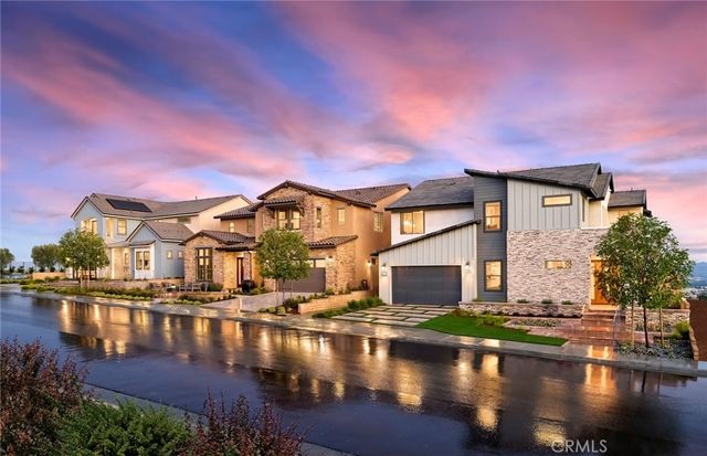 11826 Canoga Avenue, Chatsworth, CA 91311