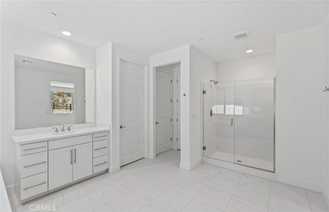 11826 Canoga Avenue, Chatsworth, CA 91311
