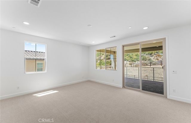 11826 Canoga Avenue, Chatsworth, CA 91311