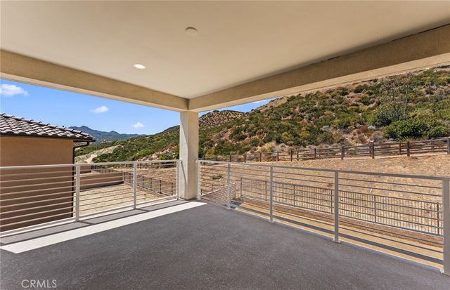 11826 Canoga Avenue, Chatsworth, CA 91311