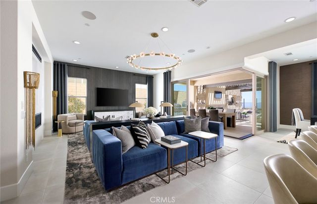 11826 Canoga Avenue, Chatsworth, CA 91311
