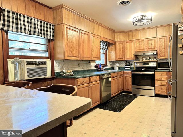 14236 DRAPERS MILL RD, Greensboro, MD 21639