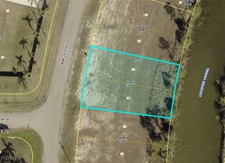 2701 NW 26th PL, Cape Coral, FL 33993