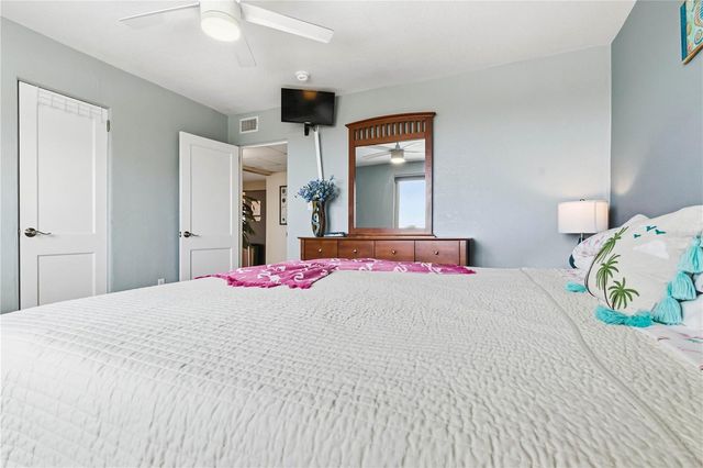 6700 SUNSET WAY 206, St Pete Beach, FL 33706