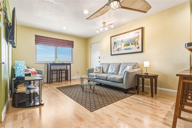 6700 SUNSET WAY 206, St Pete Beach, FL 33706