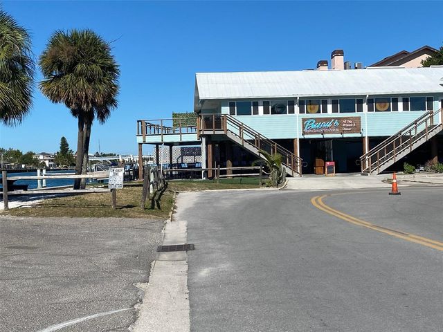 6700 SUNSET WAY 206, St Pete Beach, FL 33706