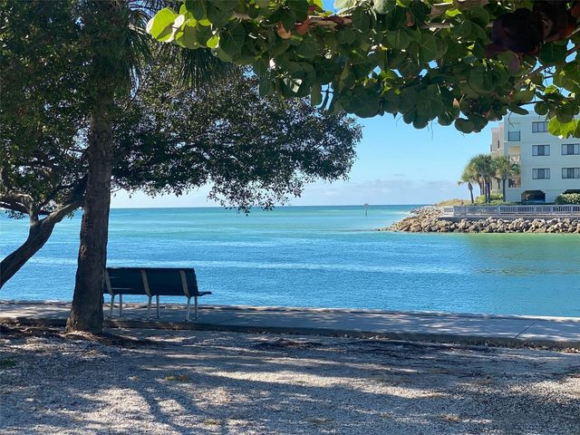 6700 SUNSET WAY 206, St Pete Beach, FL 33706