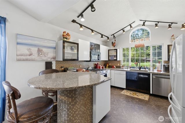 3206 Olympia Way, Longview, WA 98632