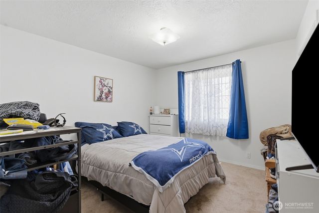 3206 Olympia Way, Longview, WA 98632