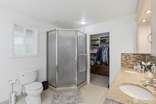 3206 Olympia Way, Longview, WA 98632