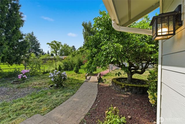 3206 Olympia Way, Longview, WA 98632