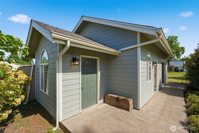 3206 Olympia Way, Longview, WA 98632